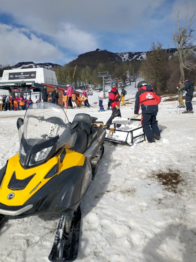 La imagen tiene un atributo ALT vacío; su nombre de archivo es chapelco-moto-3.jpeg