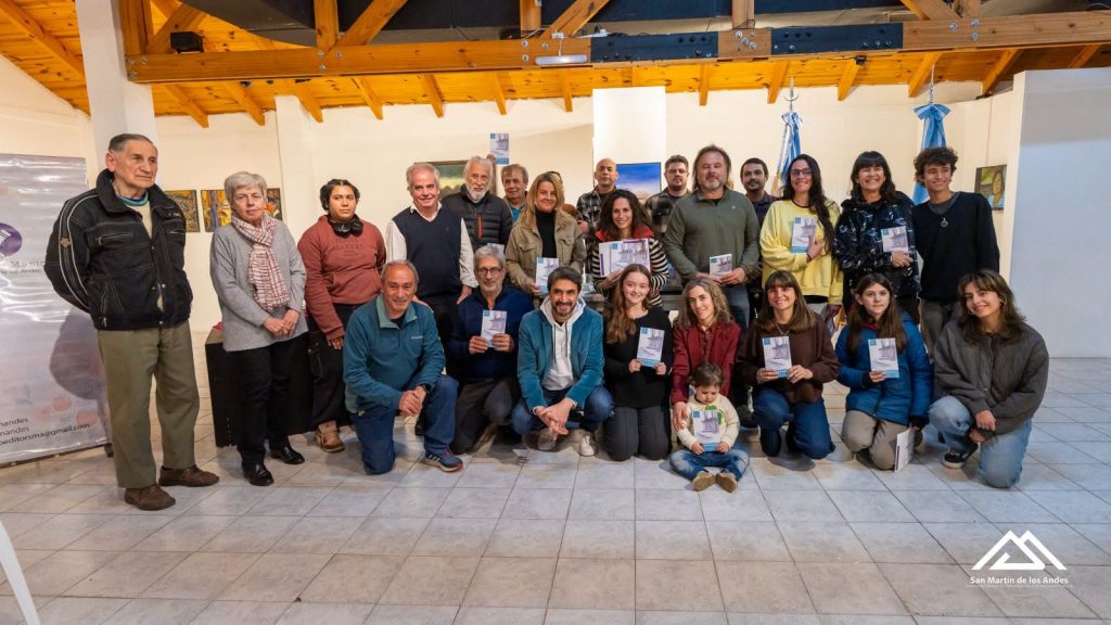 La imagen tiene un atributo ALT vacío; su nombre de archivo es presentacion-de-libro-1024x576.jpg